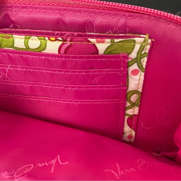 Vera Bradley Wristlet in Lilli Bell - Picture 5 of 10